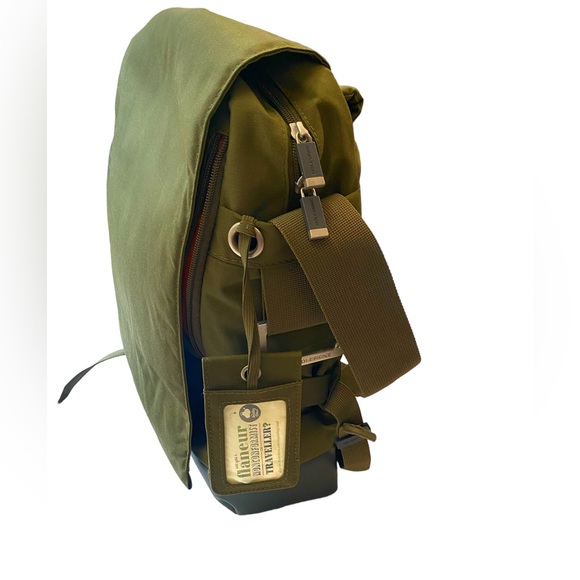 NWT Molskine MyCloud Backpack Bag 15” Laptop in Moss Green - Picture 9 of 16